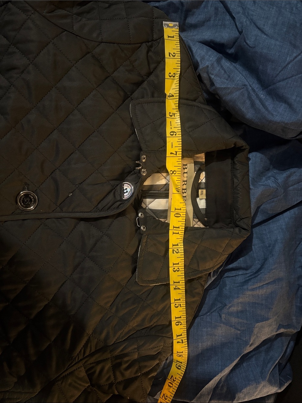 Burberry Black Quilted Puffer Jacket with Checked Lining Women’s XXl - Picture 4 of 9